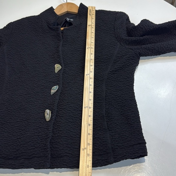 Eileen Fisher Classic Black Blazer Size Medium - Picture 5 of 9